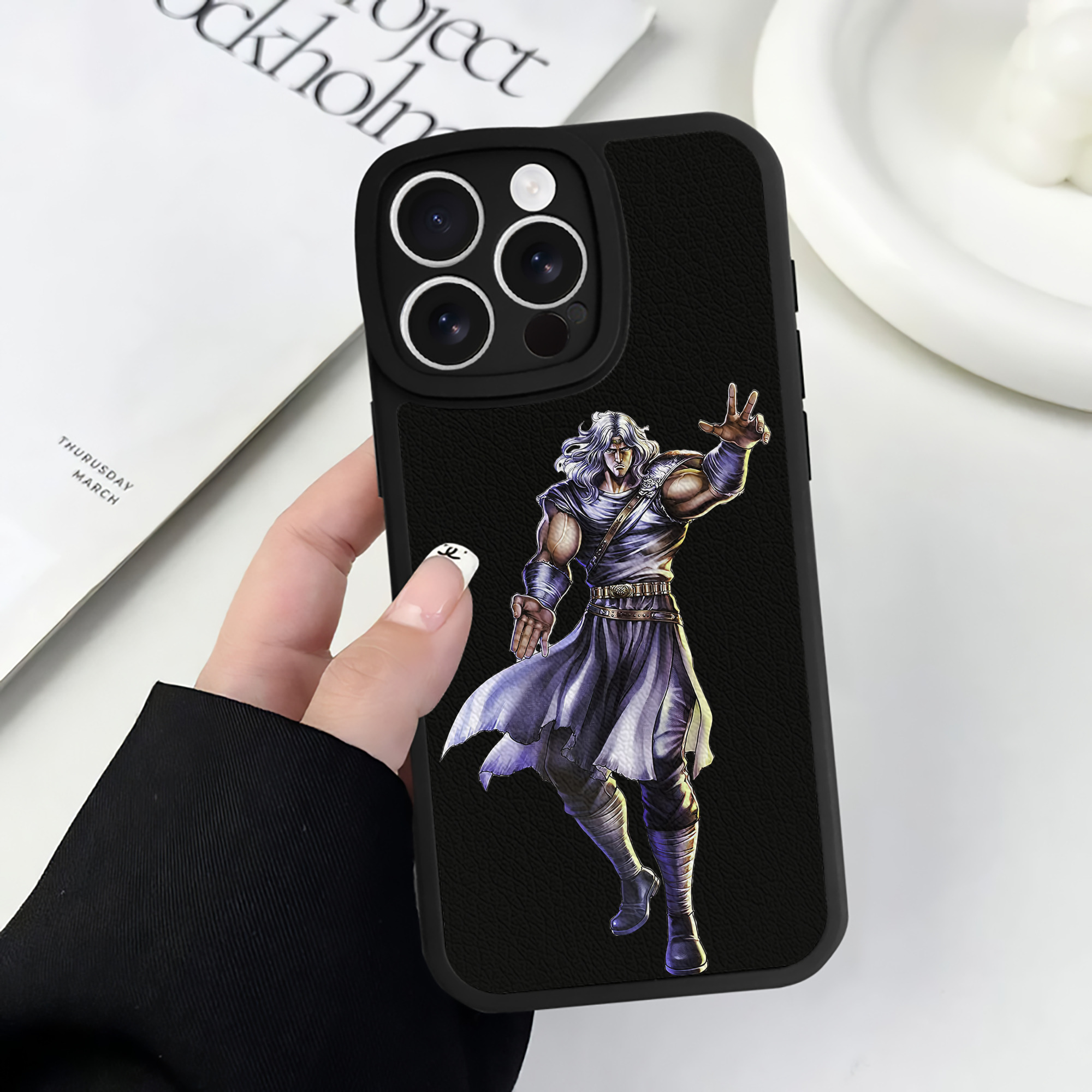 （画像用） 北斗の拳 Fist of the North Star 【iPhone 16シリーズ対応】シリコンスマホケース（レザー調） 材質：シリコン